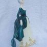 REGAL LADY (Royal Doulton HN 2709) - a finely produced figurine (1970's / 1980's). 7 5/8" (193mm) height. Image 9