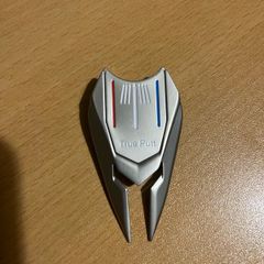 Pitch mark repair tool