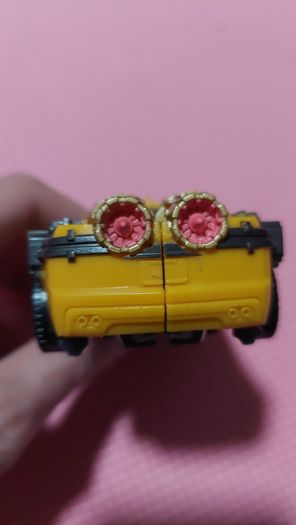 Transformer / toy / bumblebee
