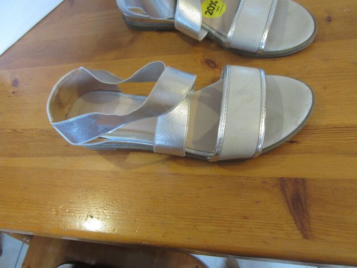 Flat silver and grey      size 7