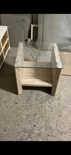 Console & Side Table