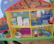 Peppa pig playhouse