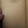 Digging Up The Past. By Sir Leonard Woolley. 32 Illustrations.  Paperback In Good Condition.  See Photos For Same. Image 2