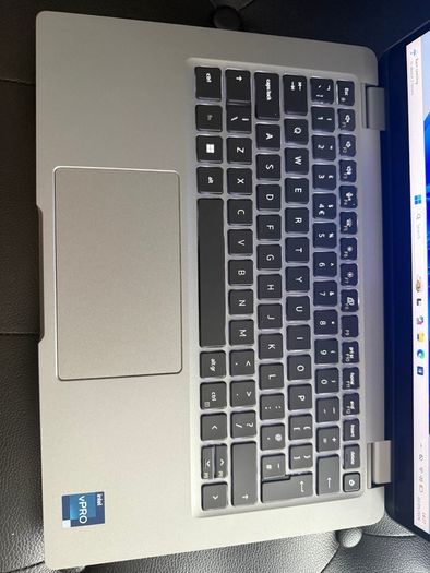 Dell Latitude 5330 2in1 Laptop i5/8GB/256SSD/FHD