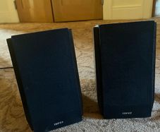 Edifier R1700bt Bluetooth Bookshelf Speakers - Active Near-field Studio Monitors - Powered Speakers 2.0 Setup Enclosure - 66w Rms [tech & Turntables]