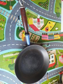 Vintage Cast Iron Le Ceruset frying pan