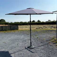 Tilt Parasol + Base