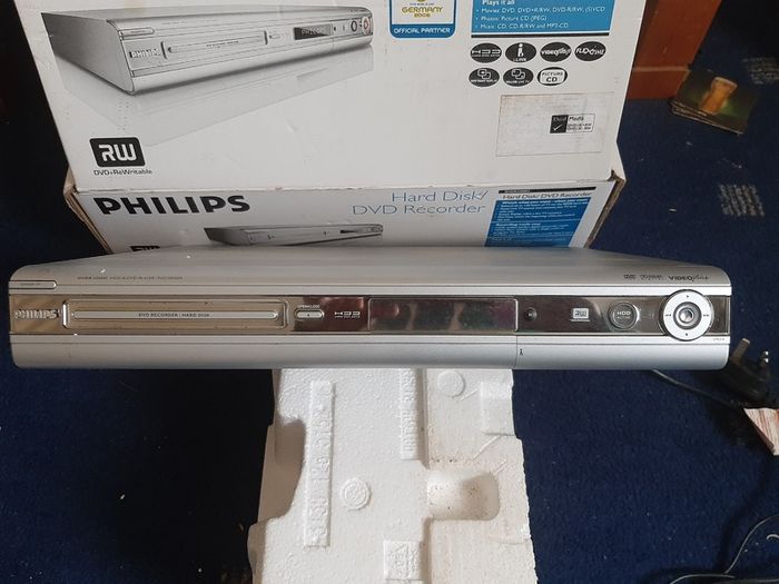 Philips TV and Philips Hard Disk DVD recorder