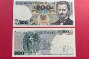 Poland  200. Zlotych.  1988  Pick  144e.  ( Uncirculated )