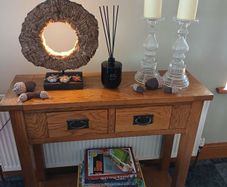 Solid Oak consol table Excellent condition