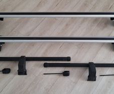 Thule AeroBars Rapid System Roof Rack and 777 Adapter