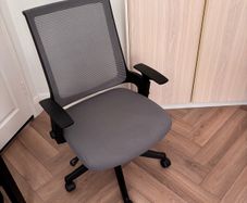 office chair black and grey