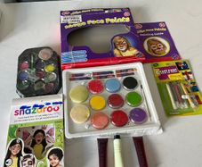 Face paint sets and fake blood