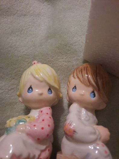 precious moments salt n pepper set