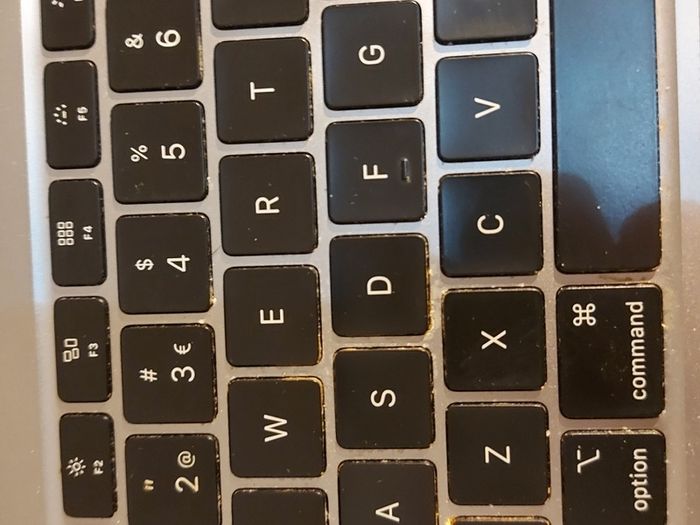 Apple MacBook Air Model A2179, 13.3 inch, Not Powering on, Being sold for parts or repair, very good cosmetic condition