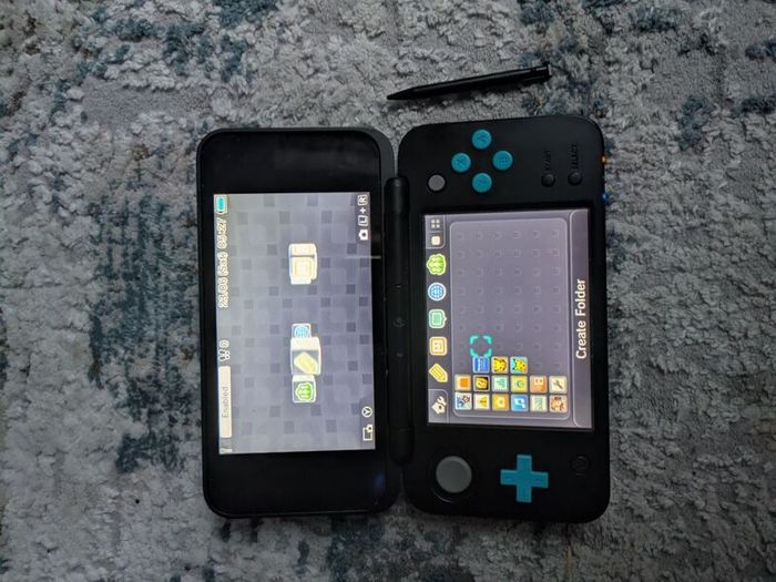 Nintendo 2DS XL