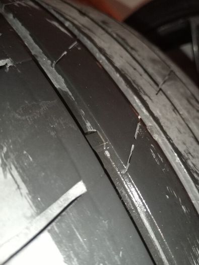 Volkswagen golf pretoria glossy 18" black alloy wheels
