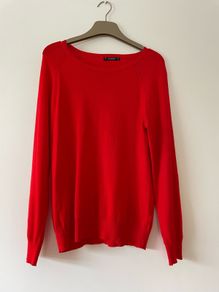 Bright Red men's jumper size medium new without tags