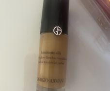 Armani Luminous silk foundation