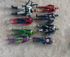 8 x Marvel Superhero and Villain figures