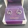 ladies silver earrings Image 2