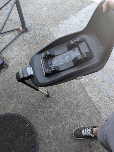 Maxi-Cosi 2wayFix ISOFIX Base  Collection Only
