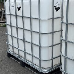 Empty 1000L IBC tanks