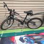 Apollo boys bike Image 5