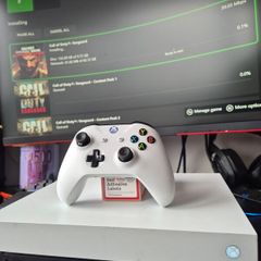 Xbox One X 1TB Robot White