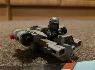 Lego 75321- The Razor Crest Micro Fighter (Star Wars)