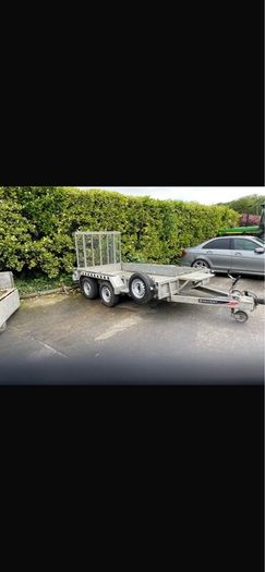 Trailer