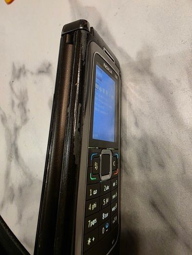 nokia E90