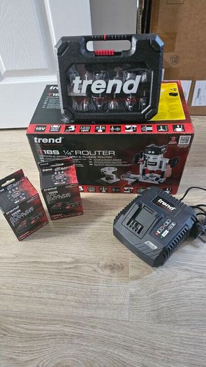 Trend T18S/R14K2 18V 1/4" Brushless Router Kit (2x4Ah batteries & fast charger)