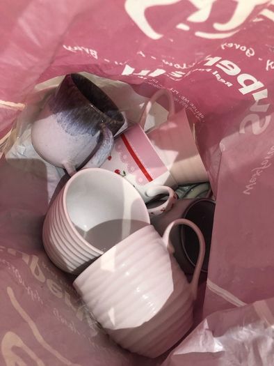 Free Clothes - Shoes And Extras