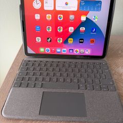 Apple I Pad Air 4 Th Generation +keyboard