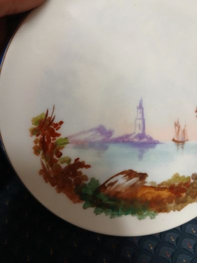 Teapot stand
