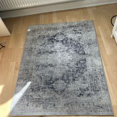 Rug