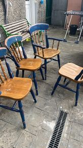 kitchen table chairs and dresser