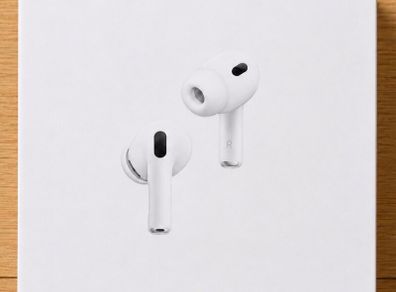 Apple AirPods Pro 3  Sealed Box / Brand New
