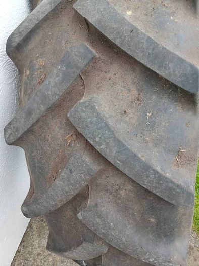 16.9 / R30 Tractor Tyre