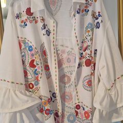 Absolutely stunning Italian blouse