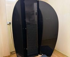 Tanning booth
