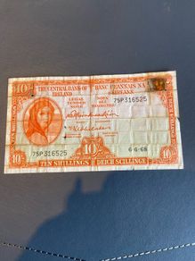 Ten shilling bank note 1968