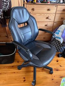 desk chair