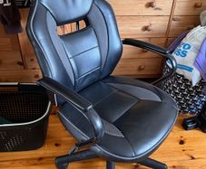 desk chair