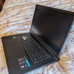 Medion Erazer Defender 17 Gaming Laptop