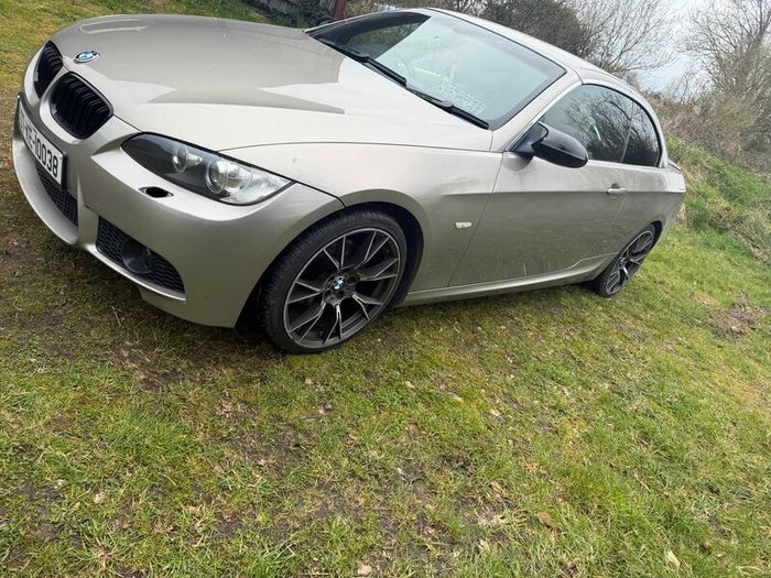 Bmw 320i  E93