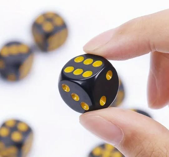 2 Pieces Round Corner Dice With Golden Dots For Tabletop Games, new, unopened.