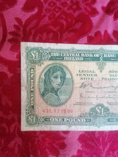 1976 Ireland One Pound Banknote