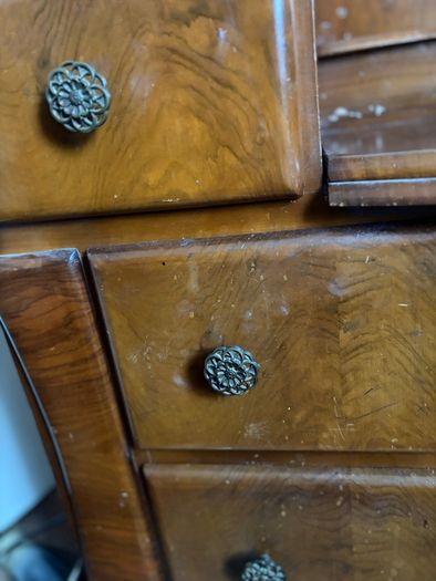 Five-drawer wooden dressing table,